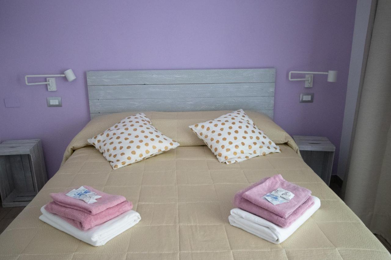 Un Posto Al Sole Bed & Breakfast Molino Nuovo  Exterior foto